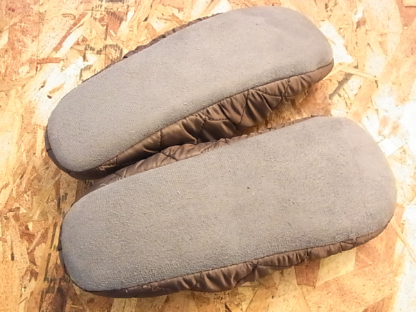 スリッパ裏の画像