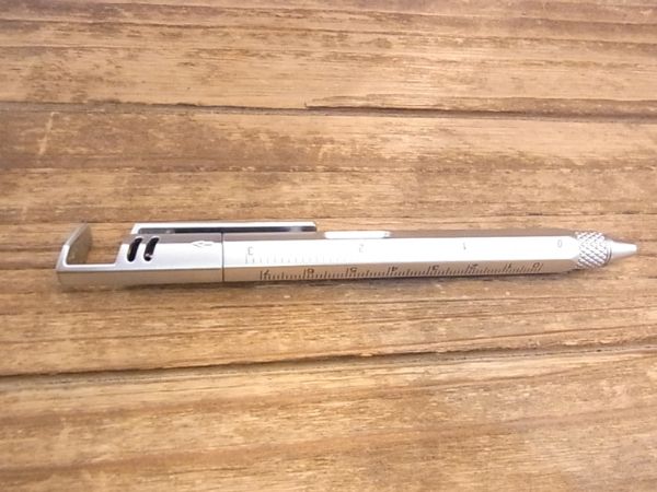 多機能ボールペン